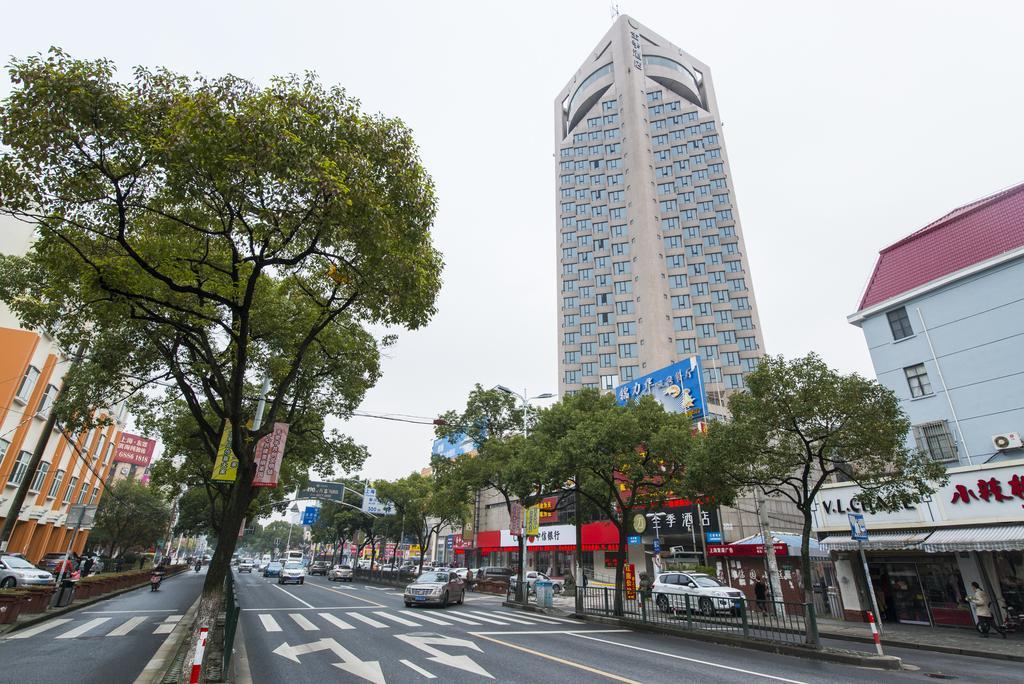 Ji Hotel Shanghai Chuansha Branch Exterior photo